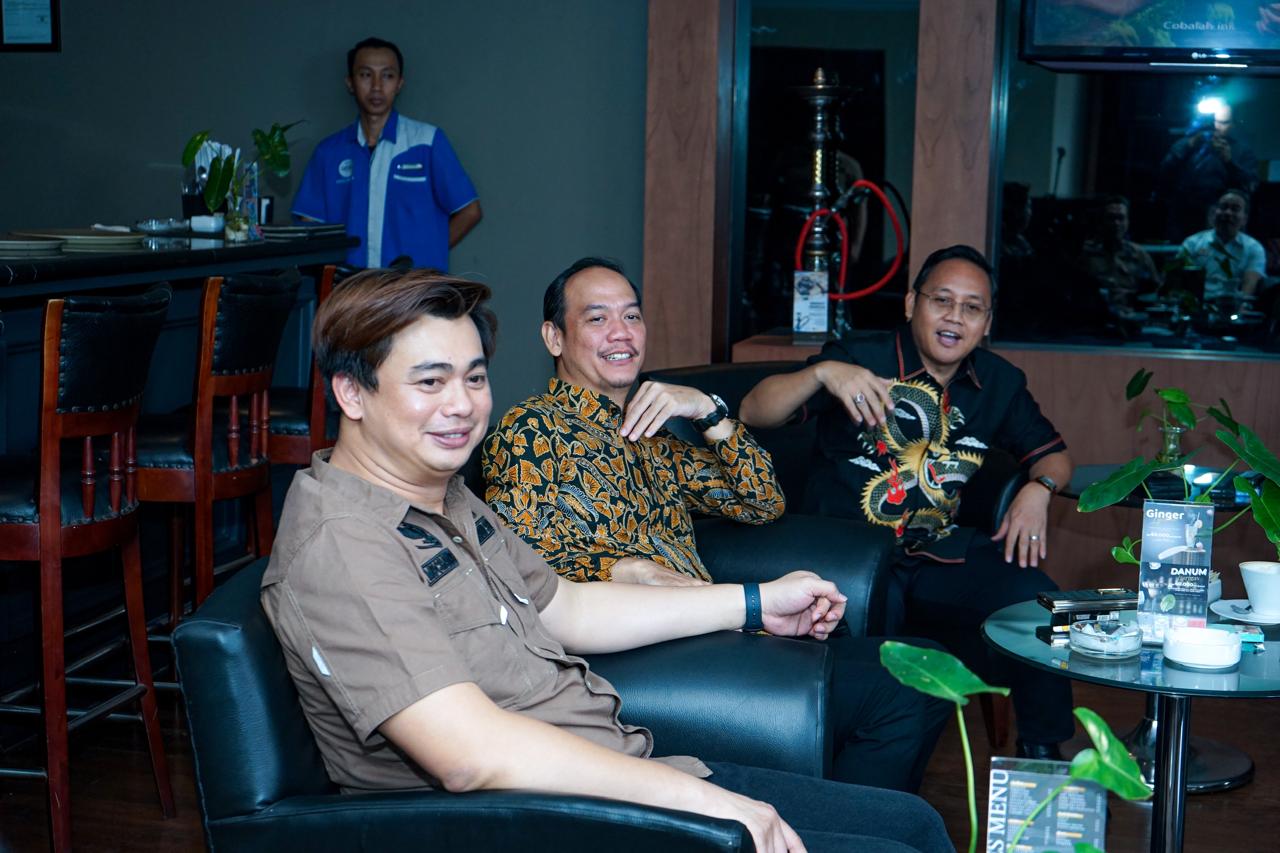 af4d0251-18df-4aa3-9396-cf1454935194